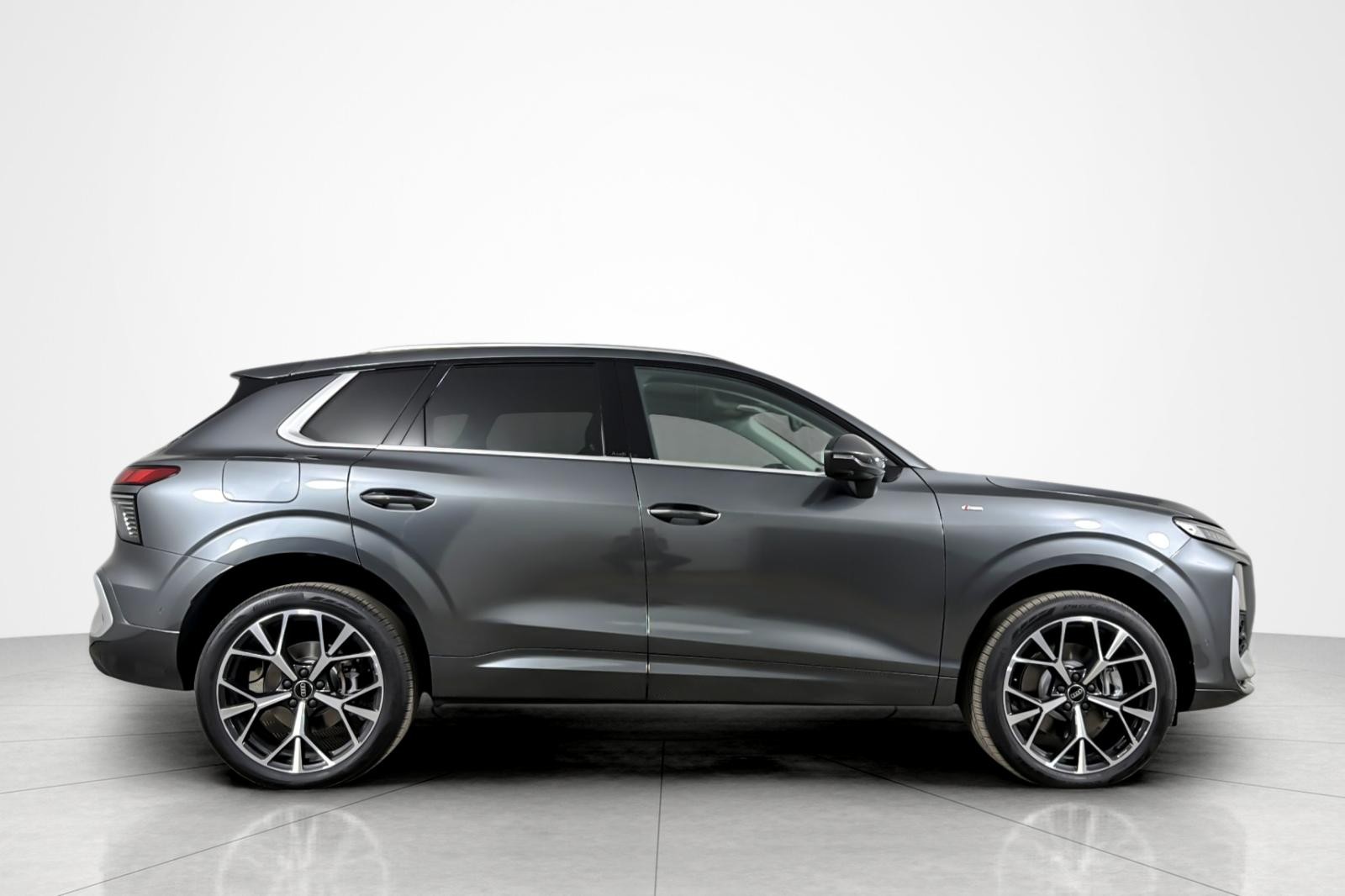 New 2026 Daytona Gray Pearl Effect Audi S line quattro image 7