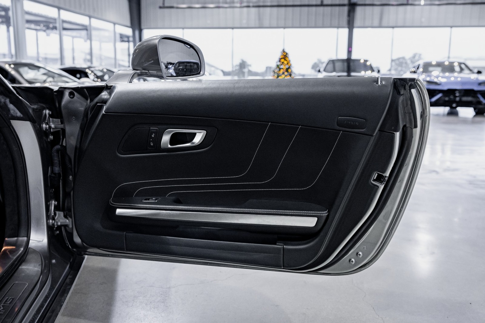 Used Car 2012 Mercedes-benz Sls Amg  Sls Amg For Sale Under $150,000 In Boerne, Texas