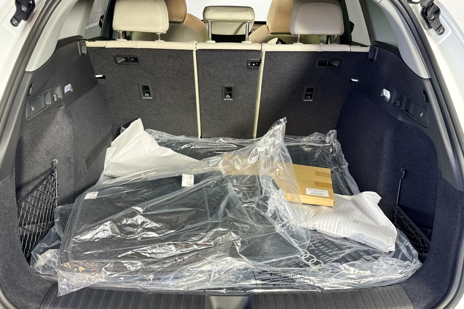 New 2025 Glacier White Metallic Audi Premium Plus quattro image 23