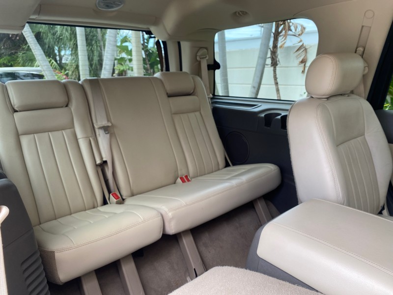 2004 Lincoln Navigator LOW MILES 67,511 SUNROOF in ,
