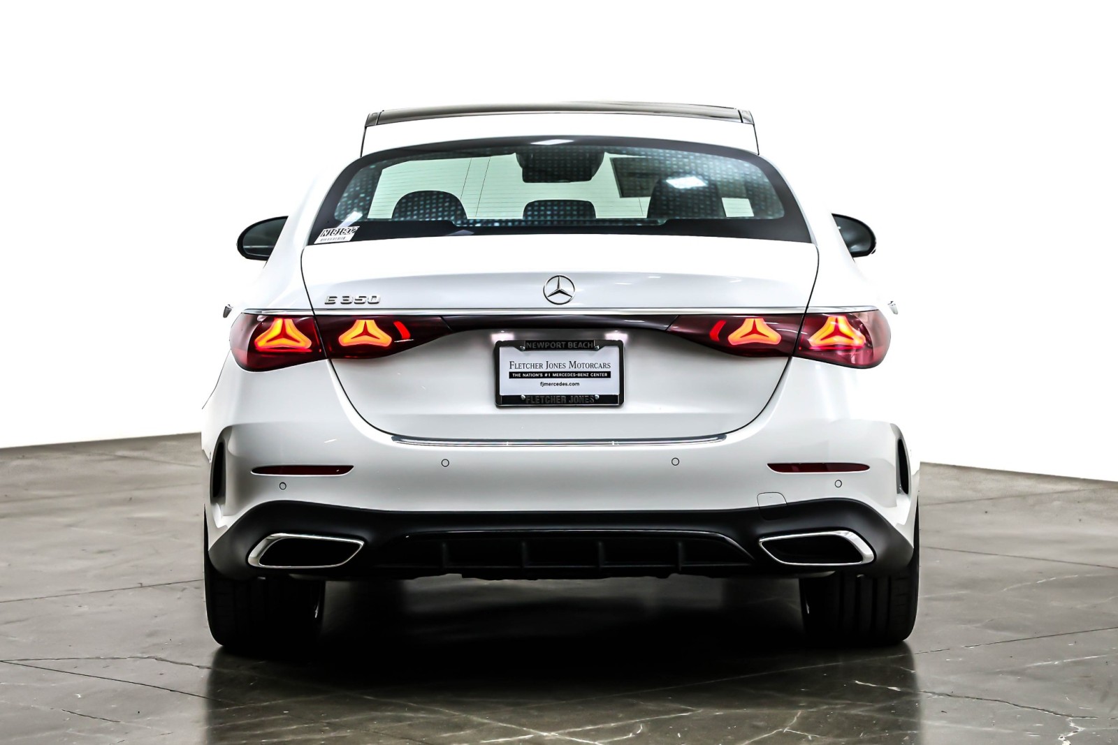 New 2026 Polar White Mercedes-Benz E 350 image 3