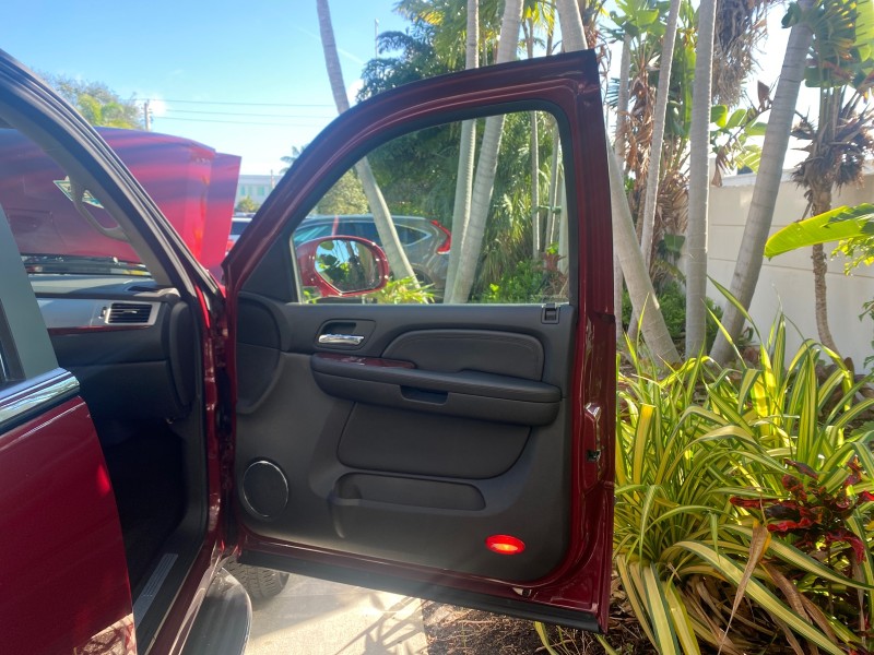 2007 Cadillac Escalade EXT LOW MILES 13,852 1 OWNER 4WD in , 