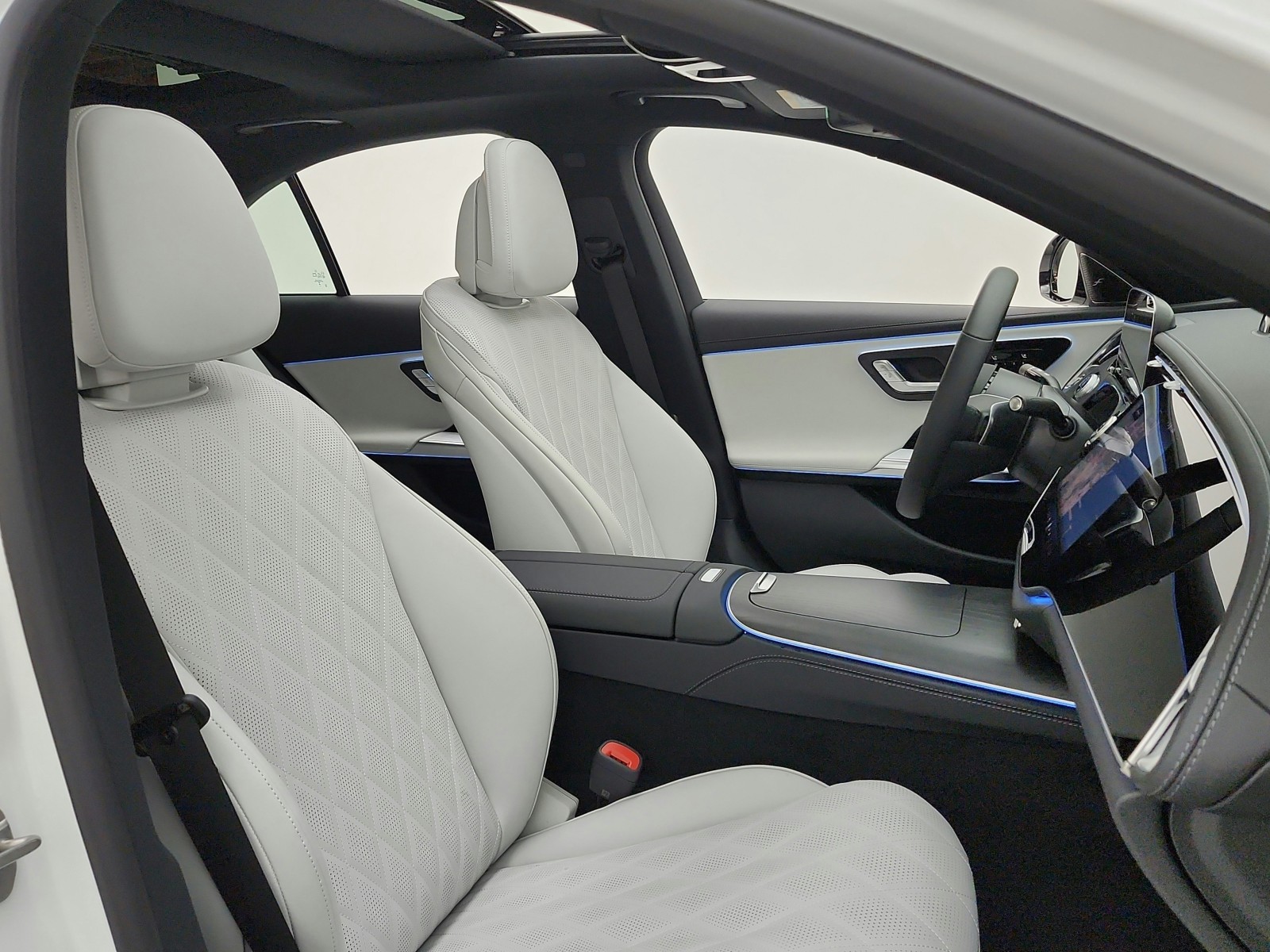 New 2027 Polar White Mercedes-Benz E 350 RWD Sedan image 15