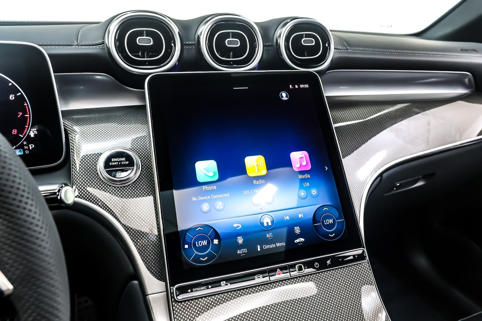 New 2026 Black Mercedes-Benz GLC 300 image 6