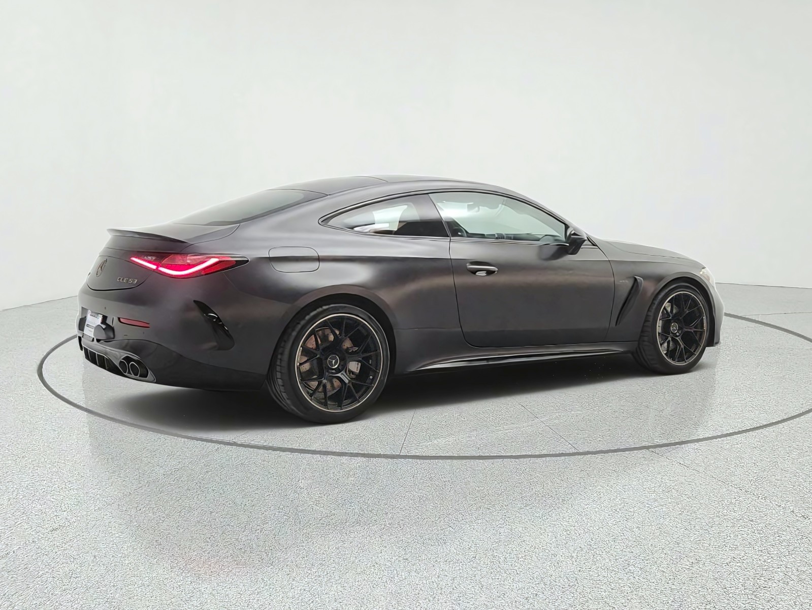 New 2027 MANUFAKTUR Graphite Grey Magno Mercedes-Benz AMG® CLE 53 4MATIC+ Coupe image 5