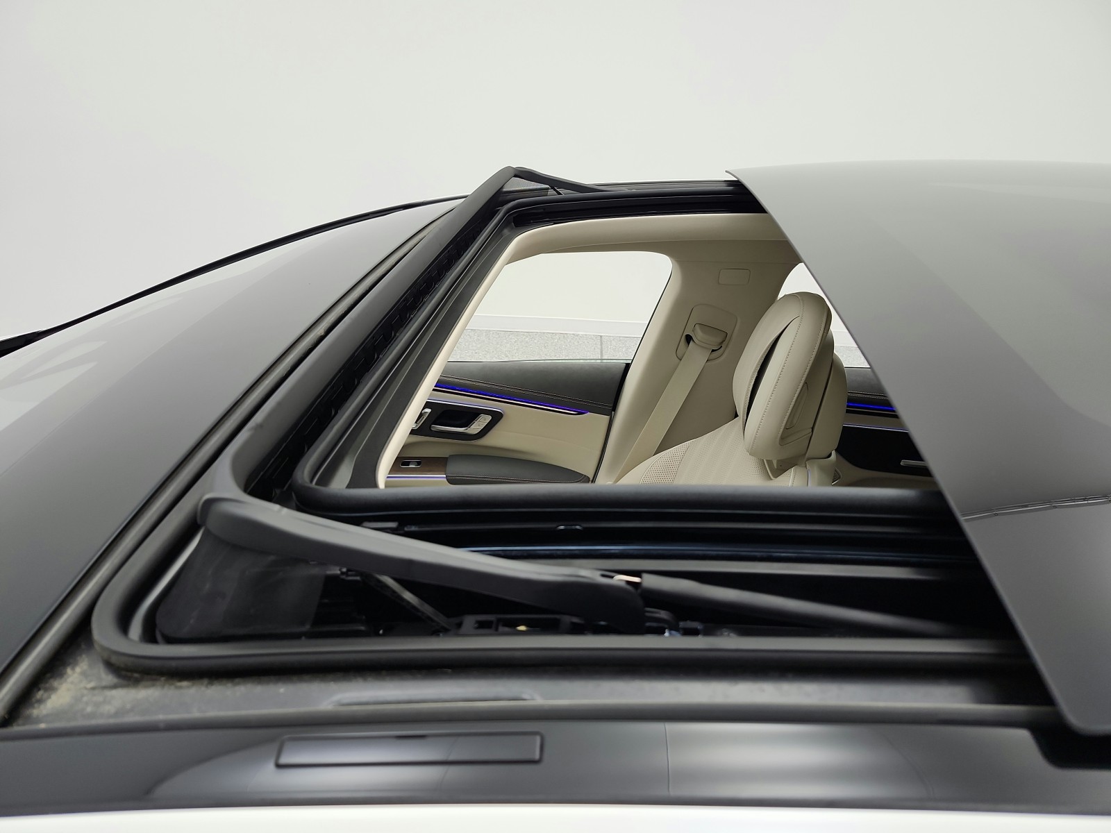 Used 2023 Polar White Mercedes-Benz EQS 450+ Sedan image 11