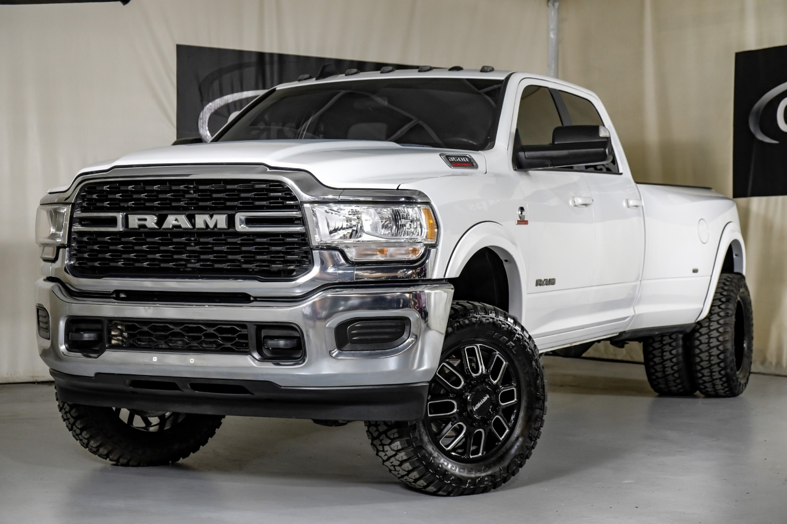 2022 Ram 3500 Big Horn 4