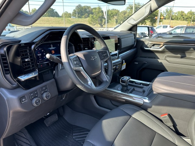 2024 Chevrolet Silverado 1500 LT Trail Boss 10