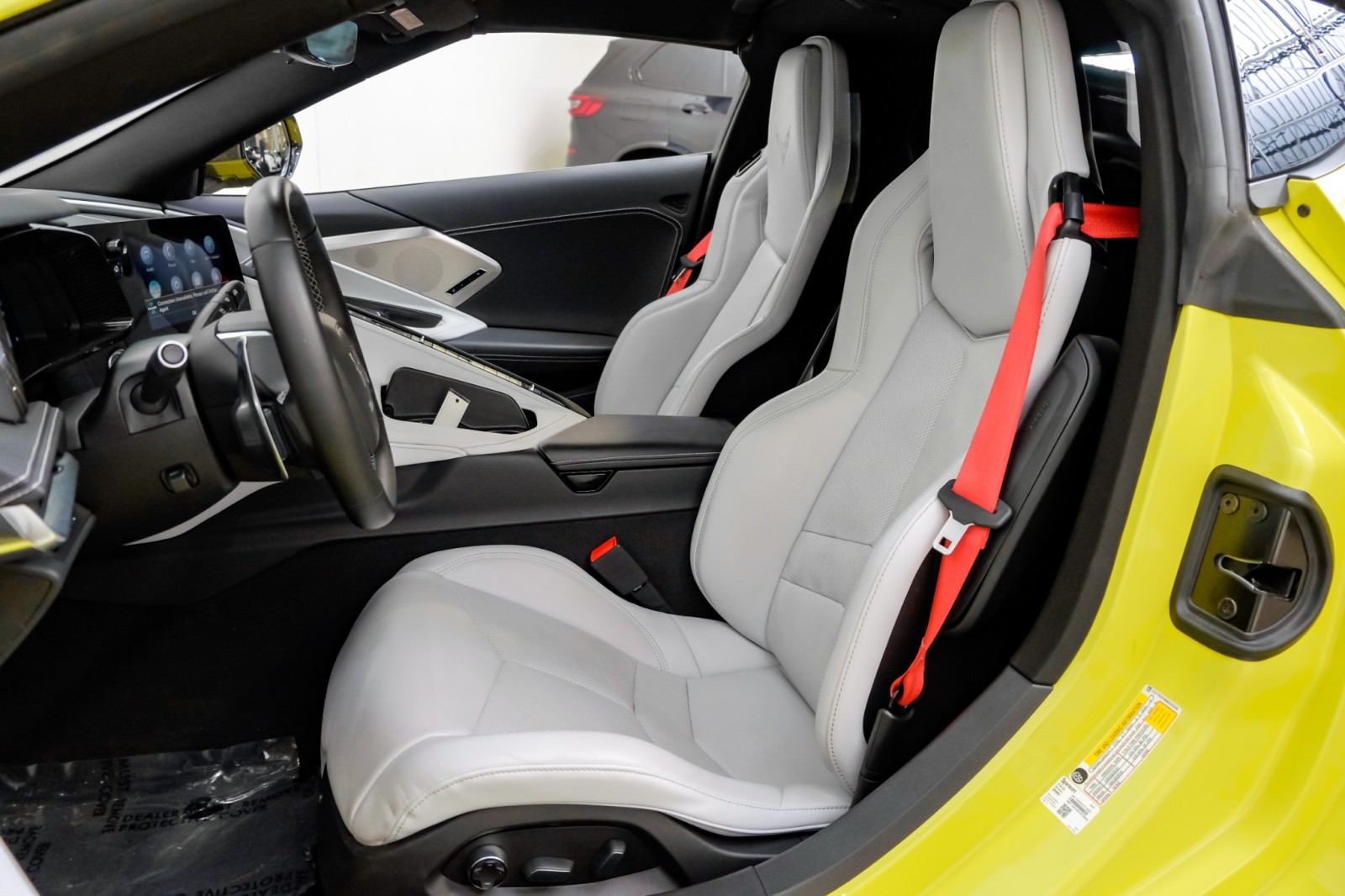 2021 Chevrolet Corvette Stingray Coupe 2LT SuspLift CarbonFiberPkg Perform 14