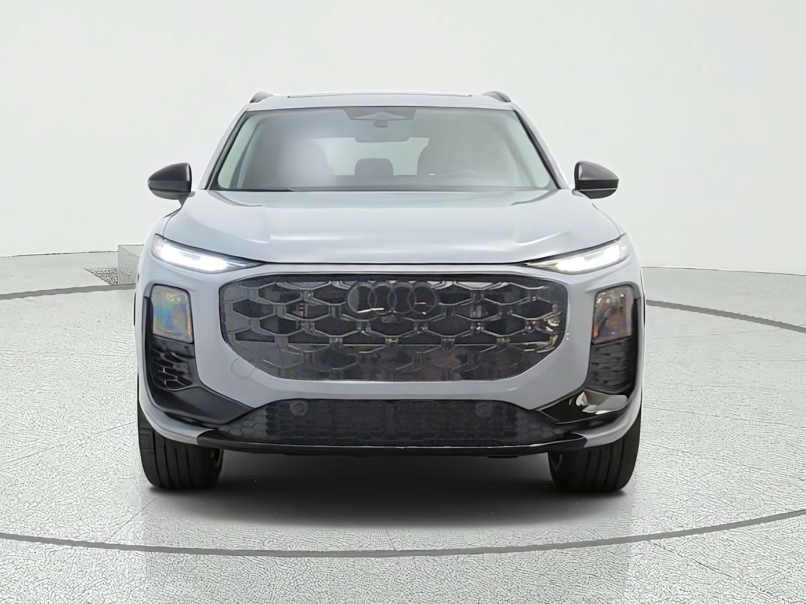 New 2026 Arrow Gray Pearl Effect Audi S line quattro image 2