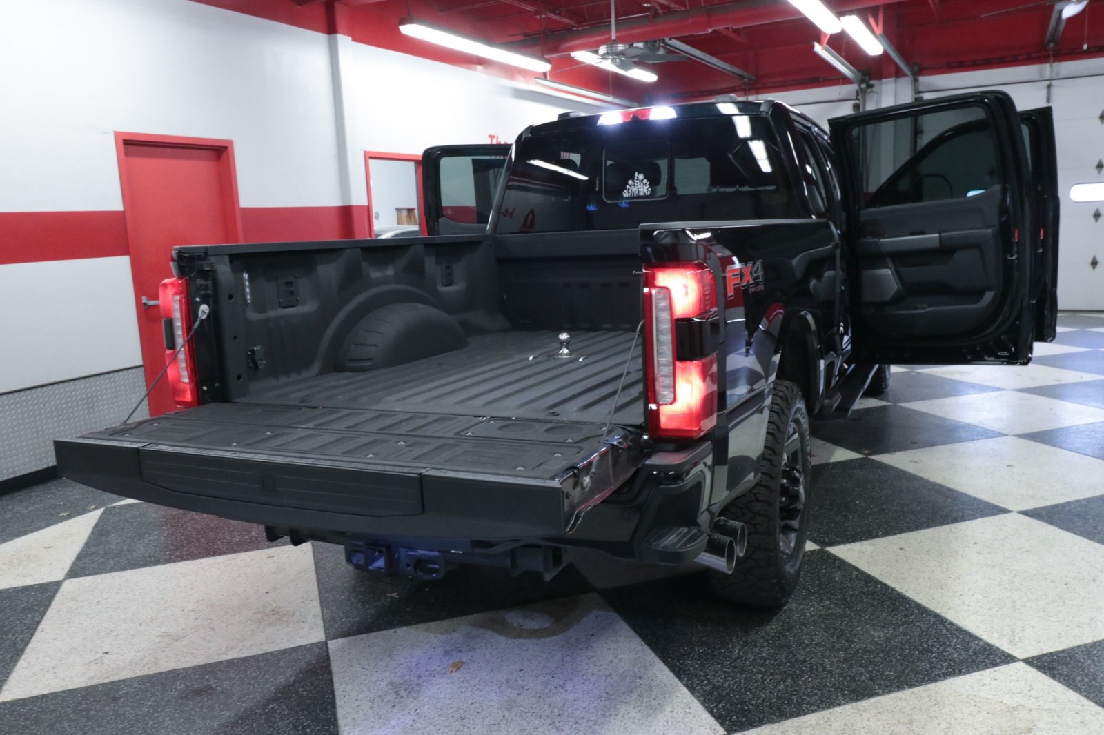 Used Car 2024 Ford Super Duty F-250 Srw  Lariat For Sale Under $80,000 In Austin, Texas