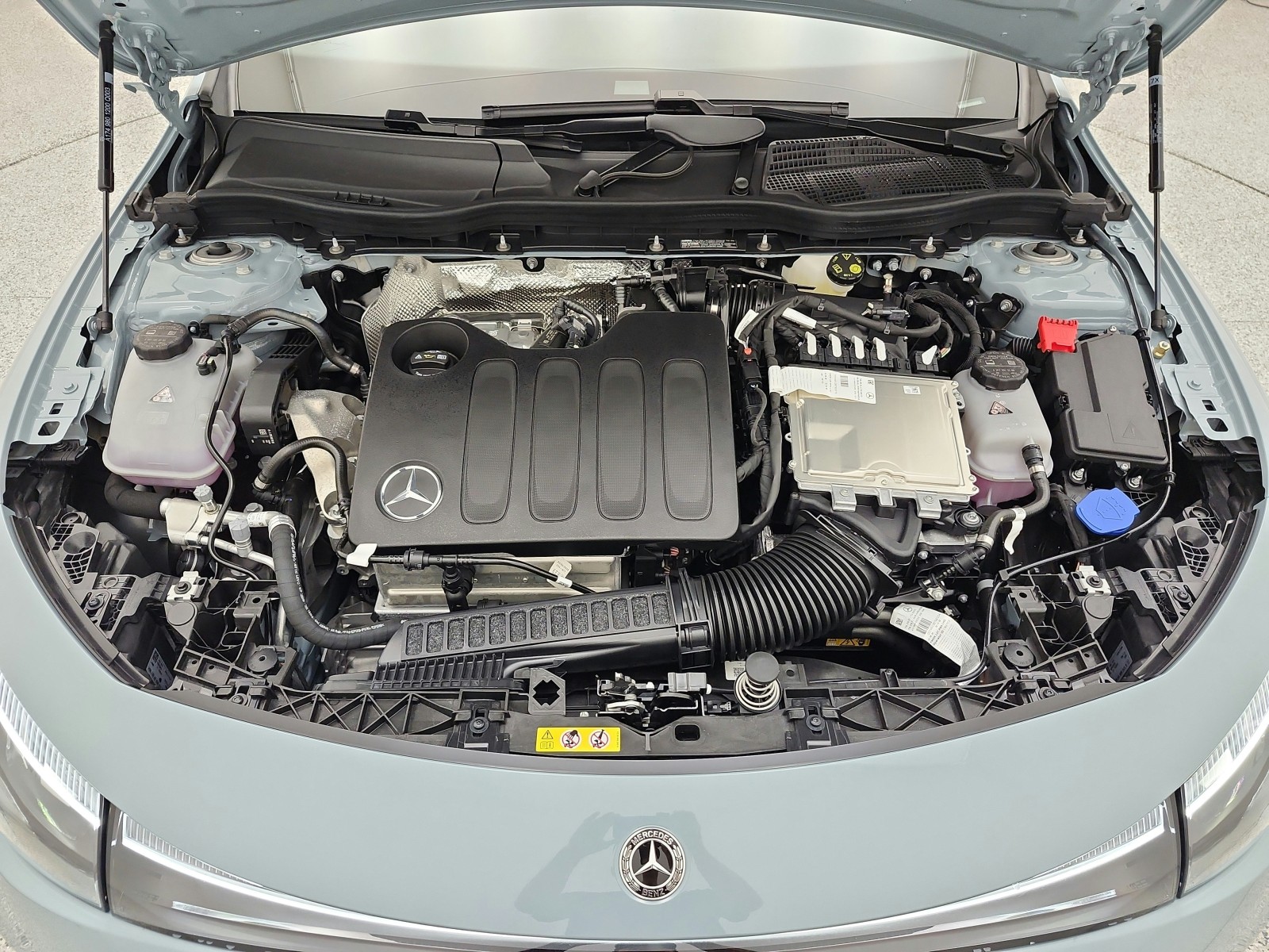New 2027 Liquid Crystal Green Mercedes-Benz CLA 220 Hybrid FWD image 12