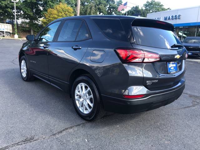 2022 Chevrolet Equinox LS 5