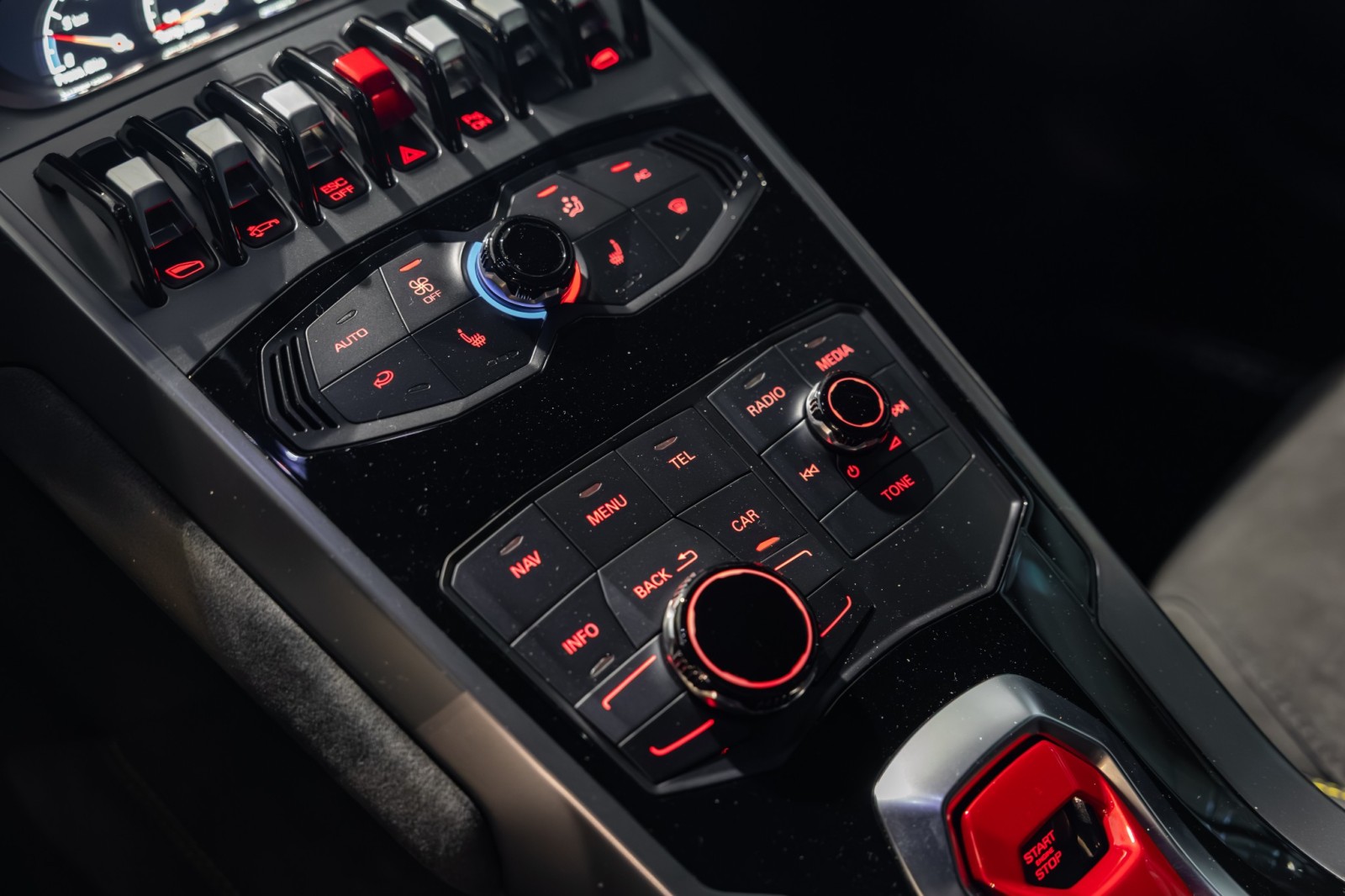 Used Car 2016 Lamborghini Huracan  Lp 580-2 - Lifting System + - $242,395 Msrp - Giano Wheels For Sale Under $240,000 In Boerne, Texas