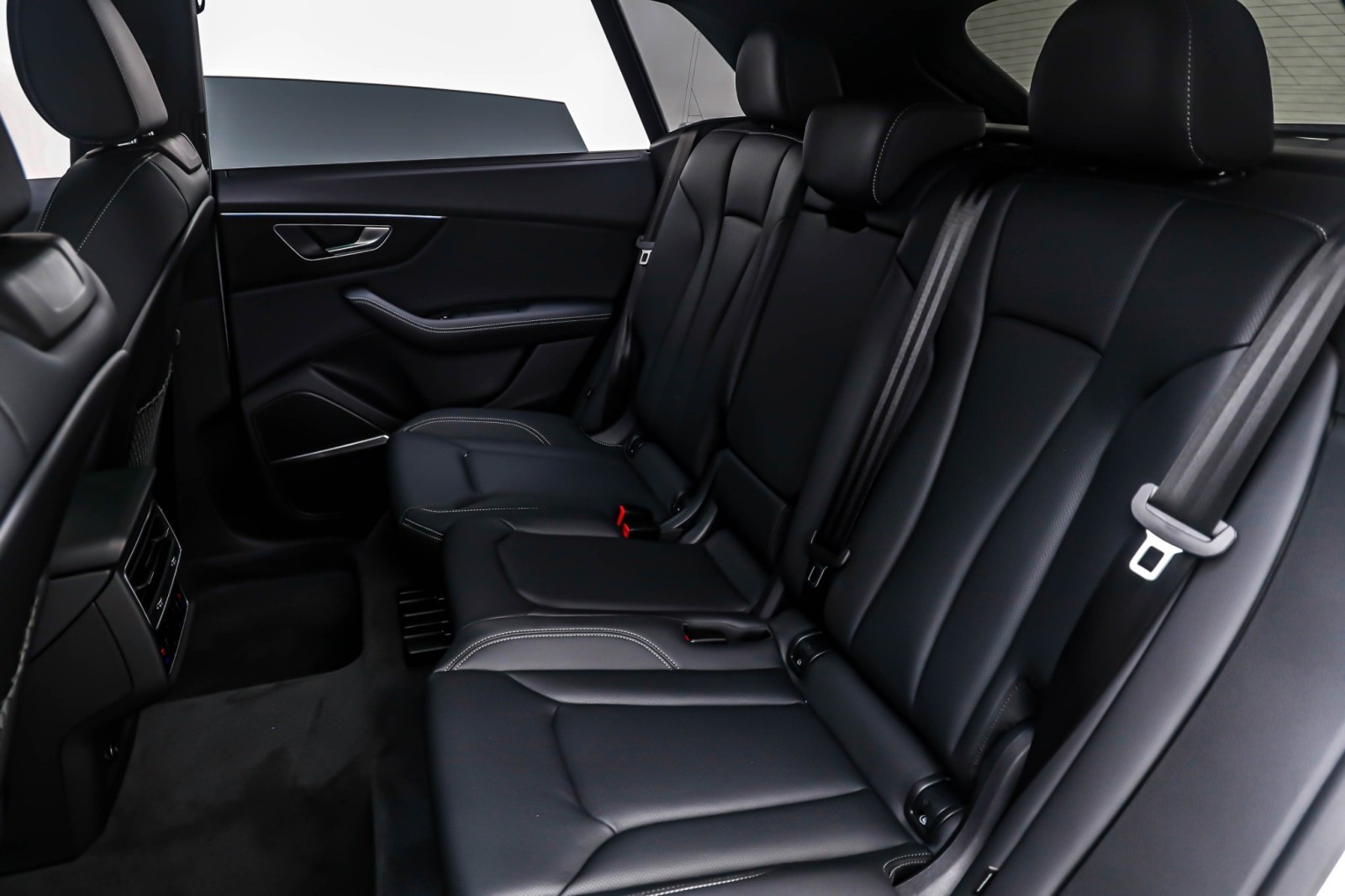 New 2026 Glacier White Metallic Audi Premium Plus quattro image 8