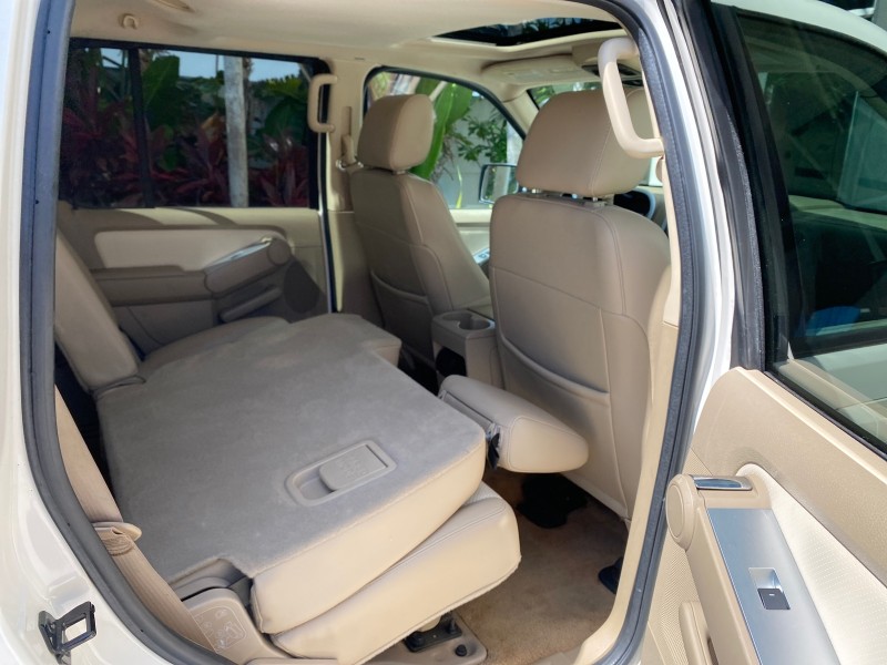 2007 Mercury Mountaineer SUV Premier 1 OWNER in ,