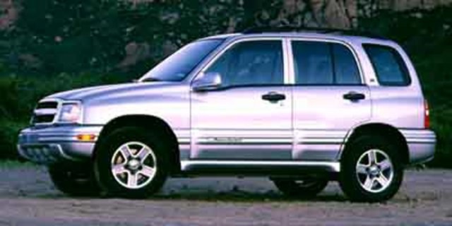 2003 Chevrolet Tracker SUV / Crossover Four-Wheel Drive
