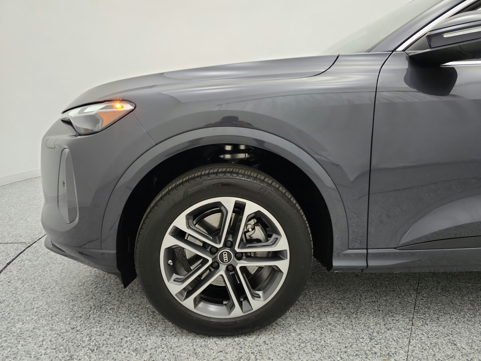 Used 2025 Tambora Gray Metallic Audi Premium image 18