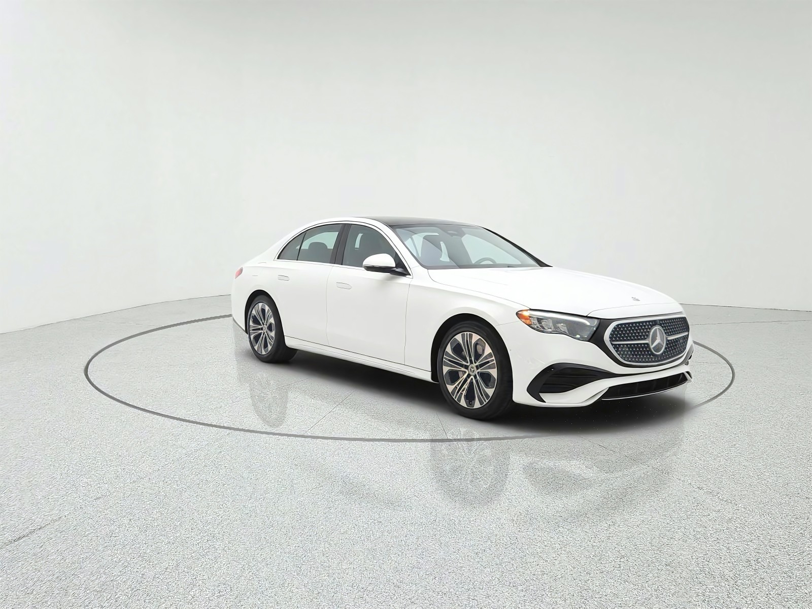 Certified Used 2024 Polar White Mercedes-Benz E 350 4MATIC® Sedan image 3