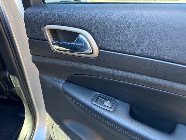 JeepGrand Cherokee32