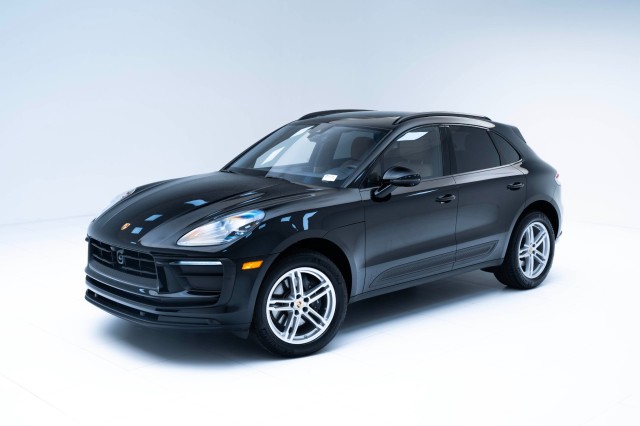 2025  Macan  in , 