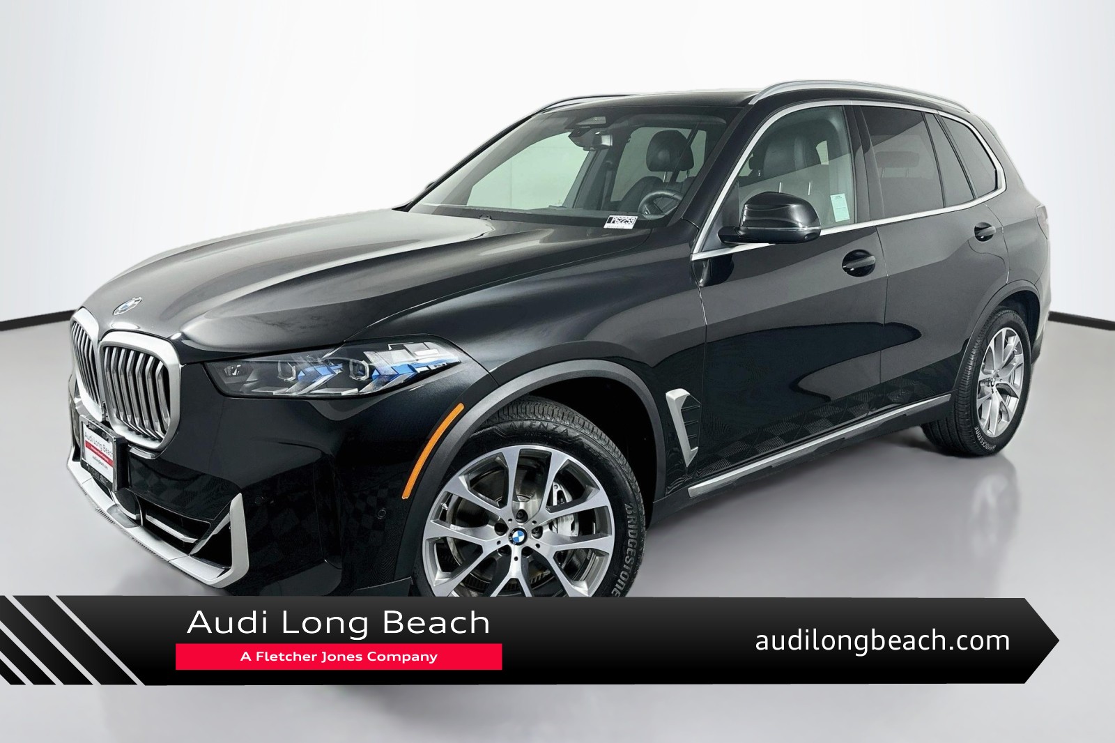 Black Sapphire Metallic 2025 BMW X5 SUV / Crossover Rear-Wheel Drive Automatic