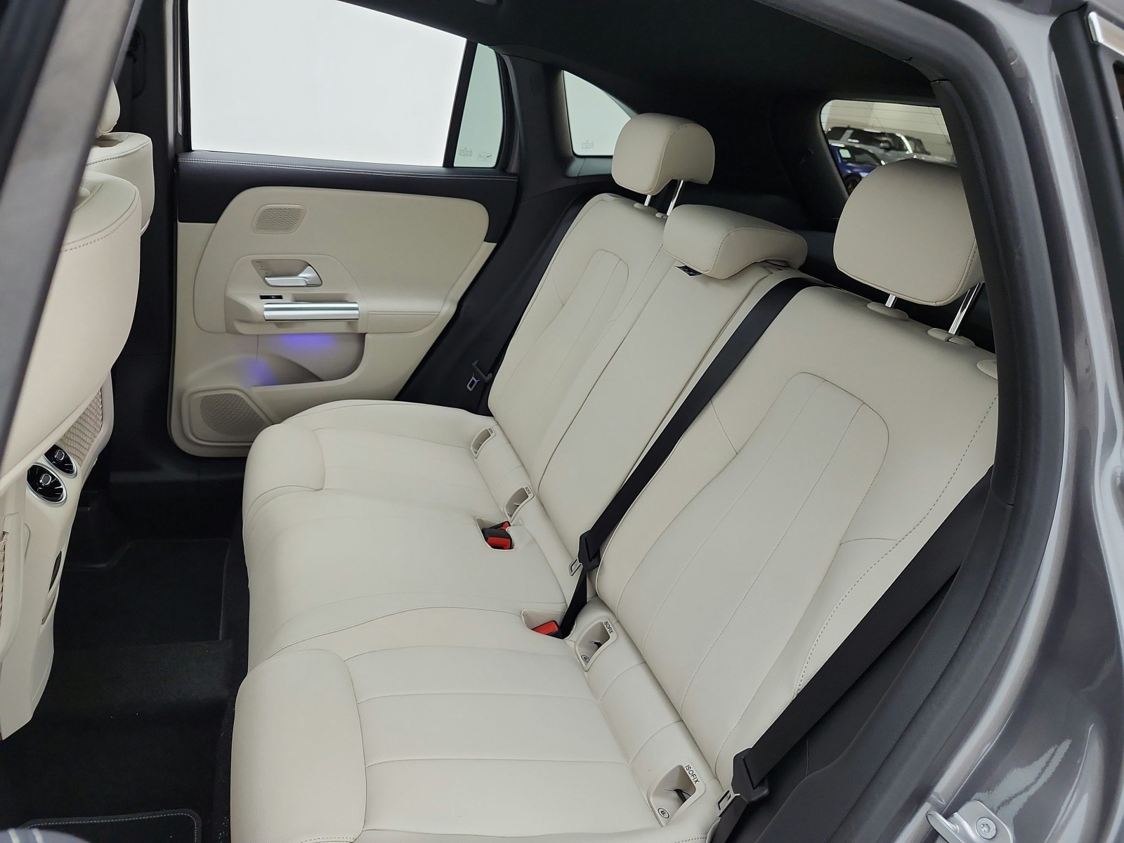 New 2026 Mountain Grey Metallic Mercedes-Benz GLA 250 SUV image 11