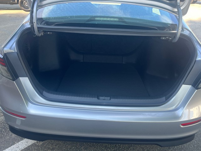 HondaAccord Sedan8