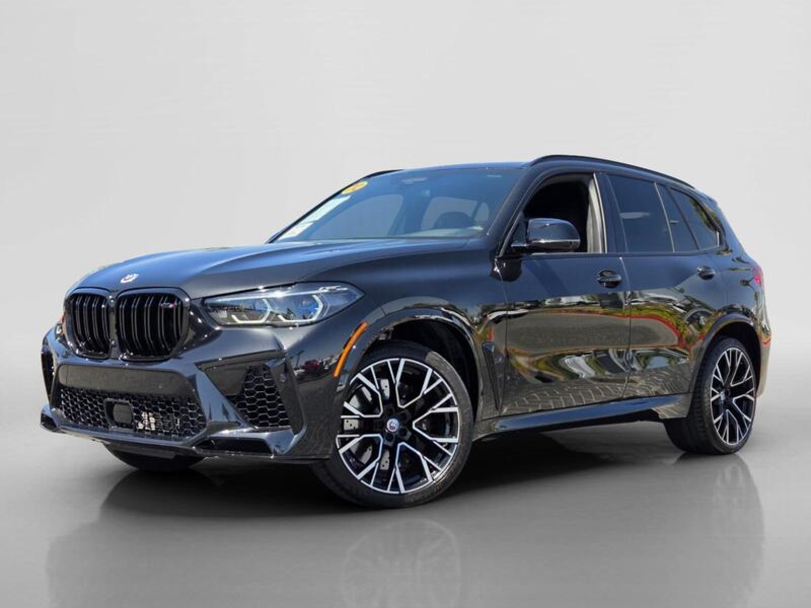 2022 BMW X5 M 2022 BMW X5 M  SUV