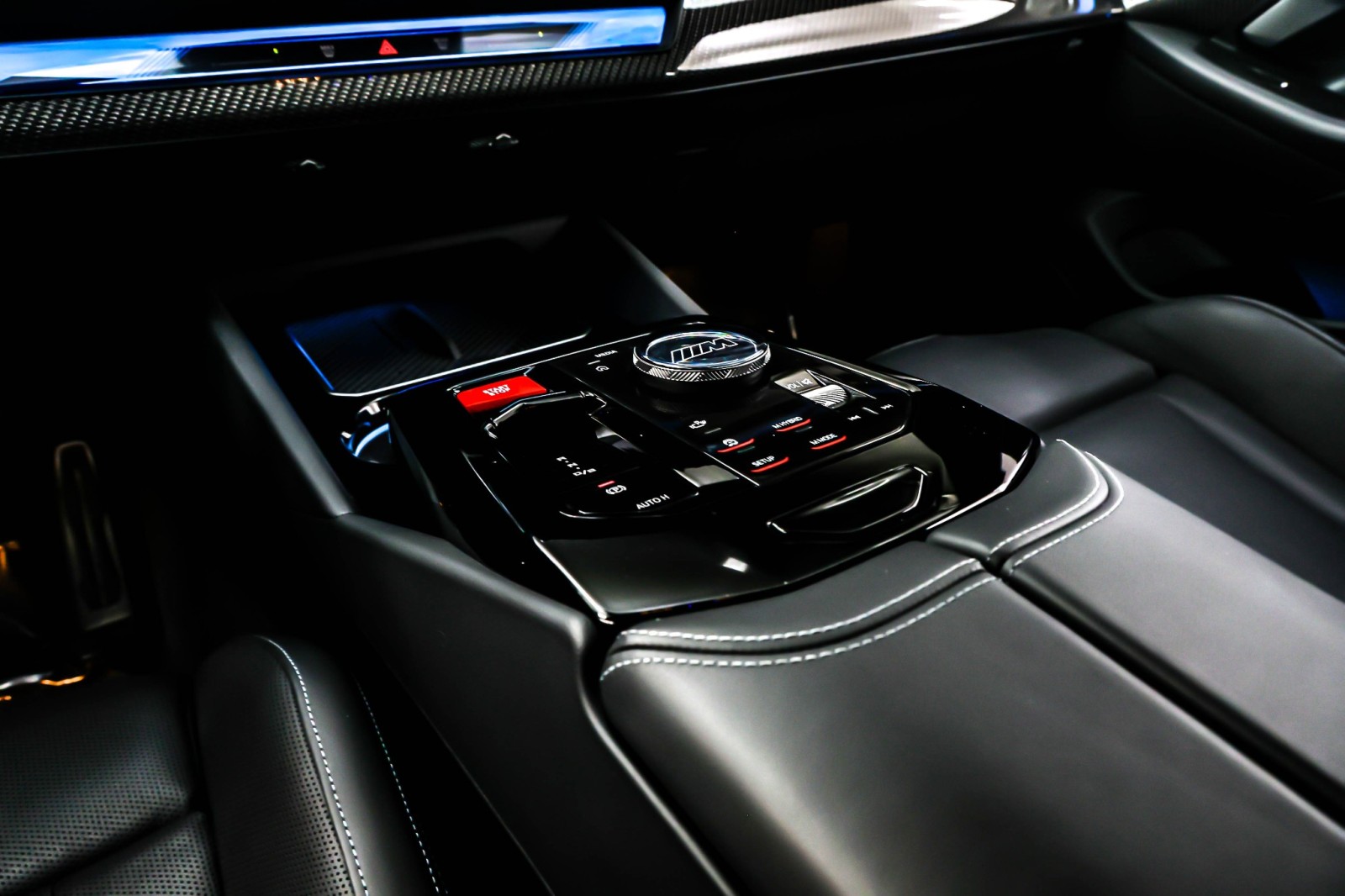 Used 2025 Alpine White BMW Sedan image 6