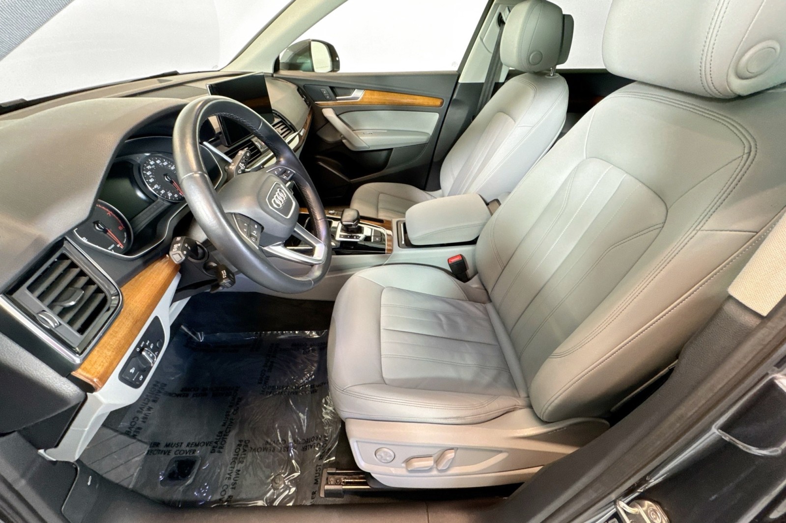 Used 2022 DAYTONA GRAY Audi S line Premium image 18