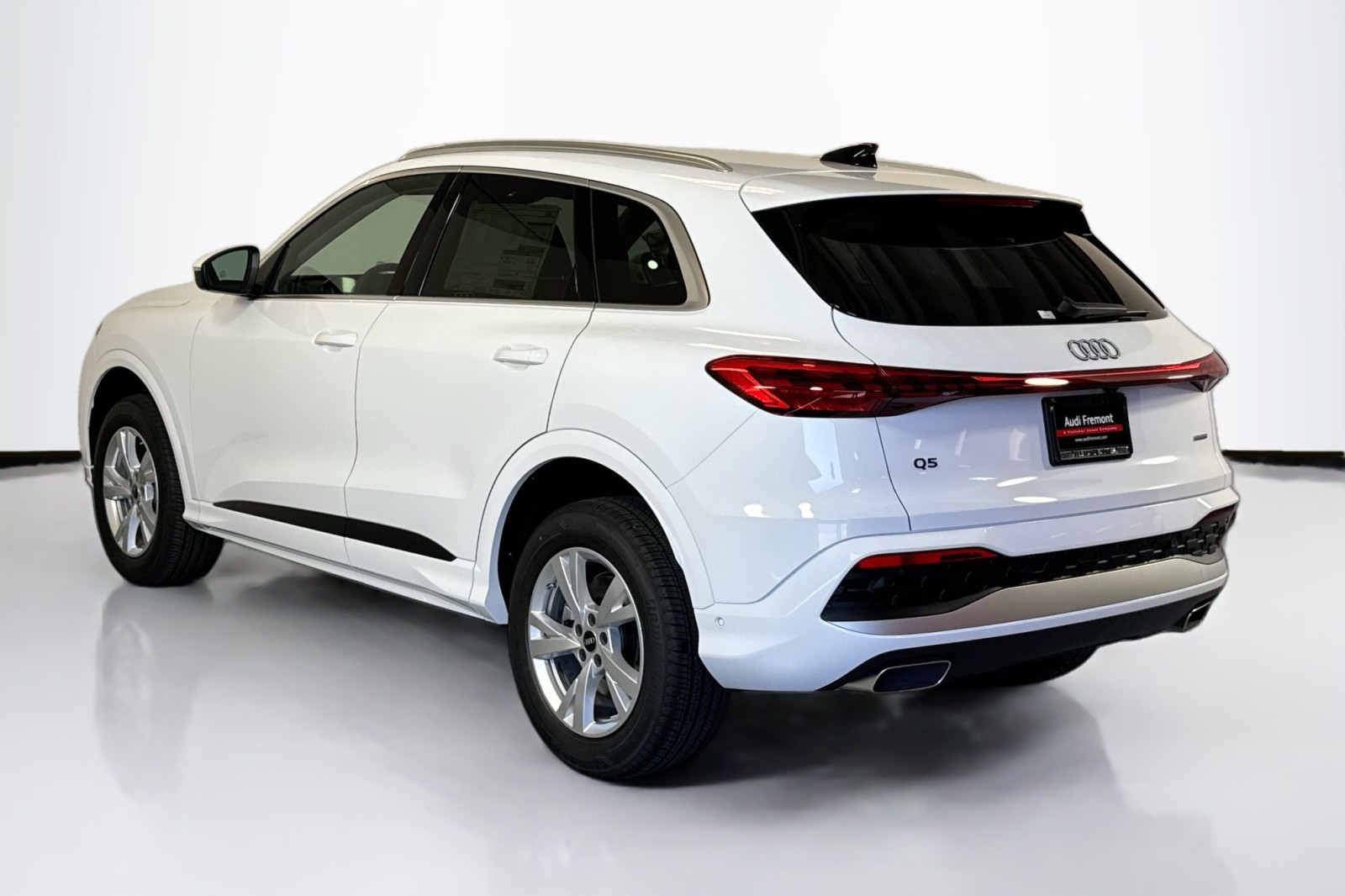 New 2025 Arkona White Audi Premium 2.0 TFSI quattro image 7