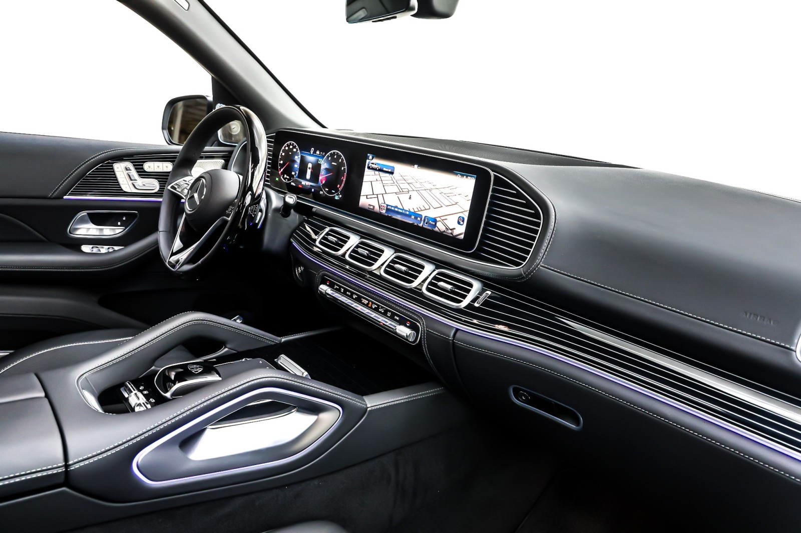 New 2026 MANUFAKTUR Moonlight White Metallic Mercedes-Benz Maybach GLS 600 image 5