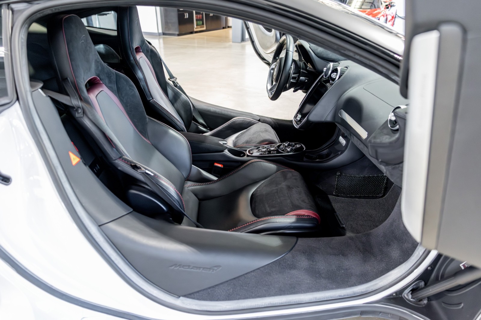 Used Car 2023 Mclaren Gt  For Sale Under $180,000 In Boerne, Texas