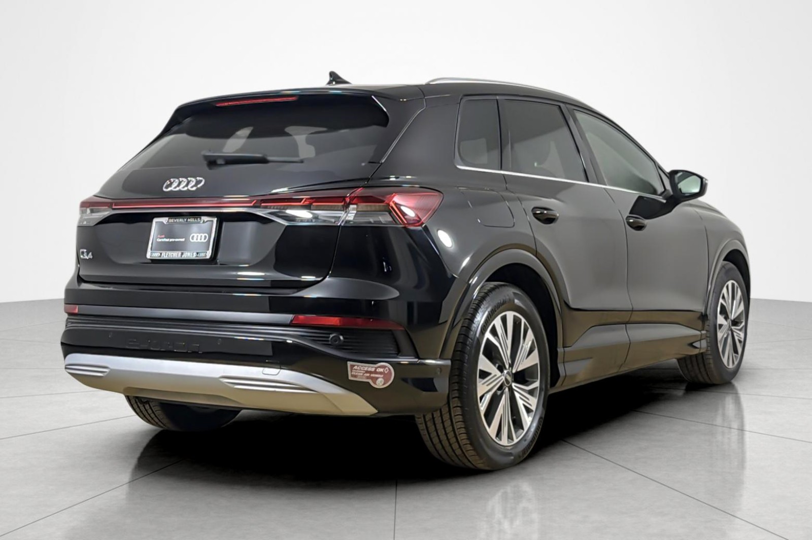 Certified Used 2023 Mythos Black Metallic Audi Premium Plus 40 RWD image 5