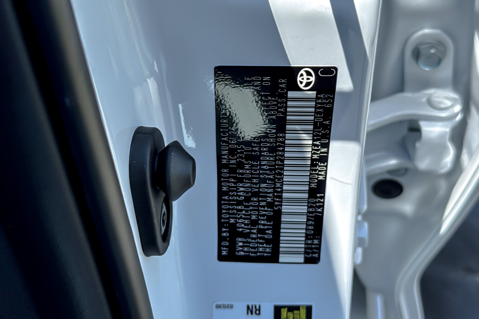 New 2026 WIND CHILL PEARL [EX Toyota XSE image 18