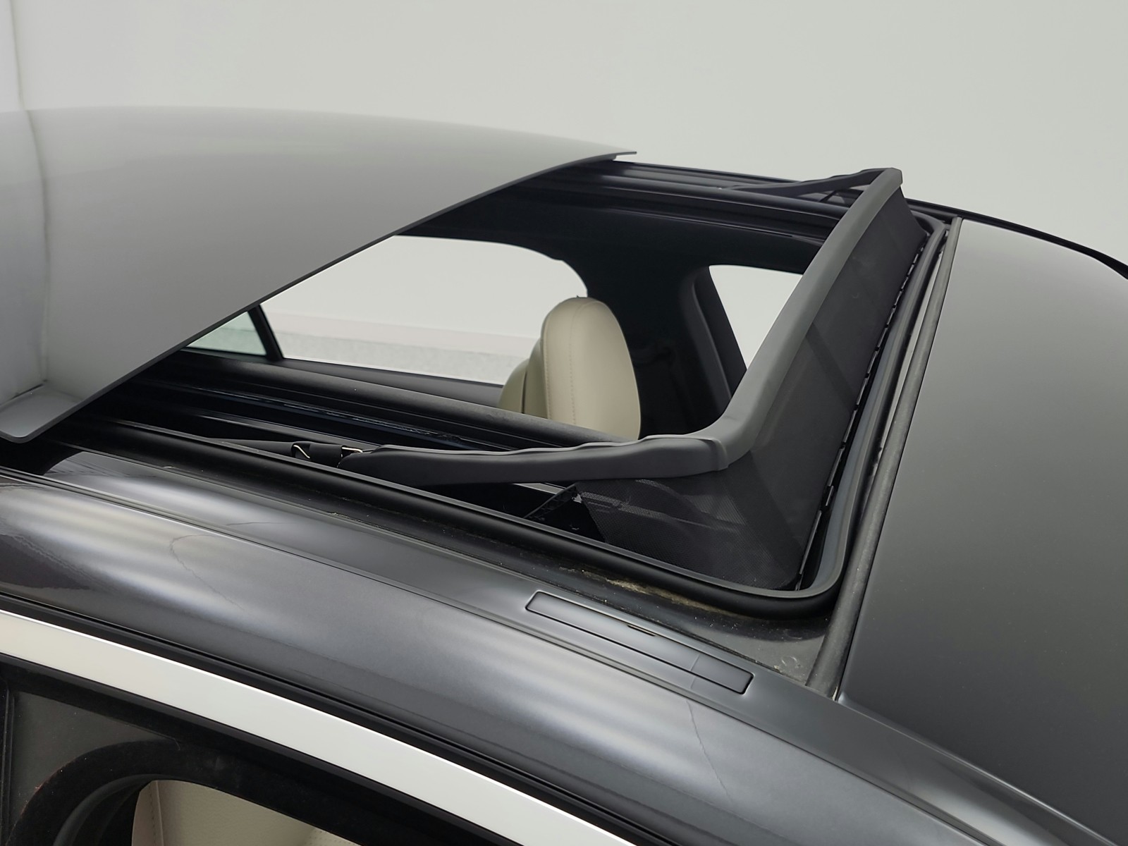 Used 2023 Graphite Grey Metallic Mercedes-Benz C 300 Sedan image 33