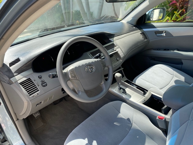 2008 Toyota Avalon XL  SUNROOF 1 OWNER LOW MILES 39,358 in , 