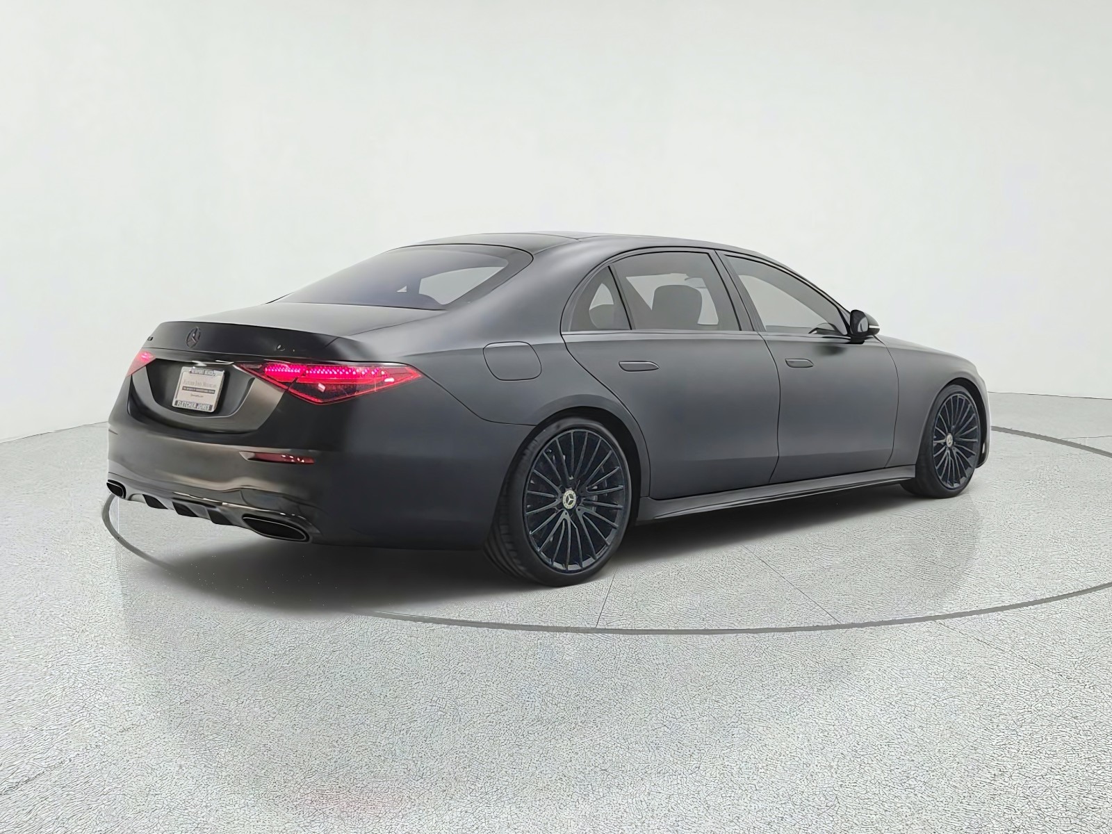 Used 2023 Black Mercedes-Benz S 580 4MATIC® Sedan image 5