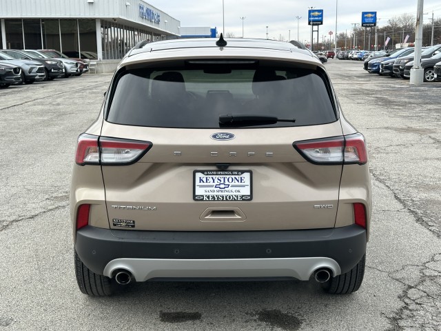 2021 Ford Escape Titanium 4