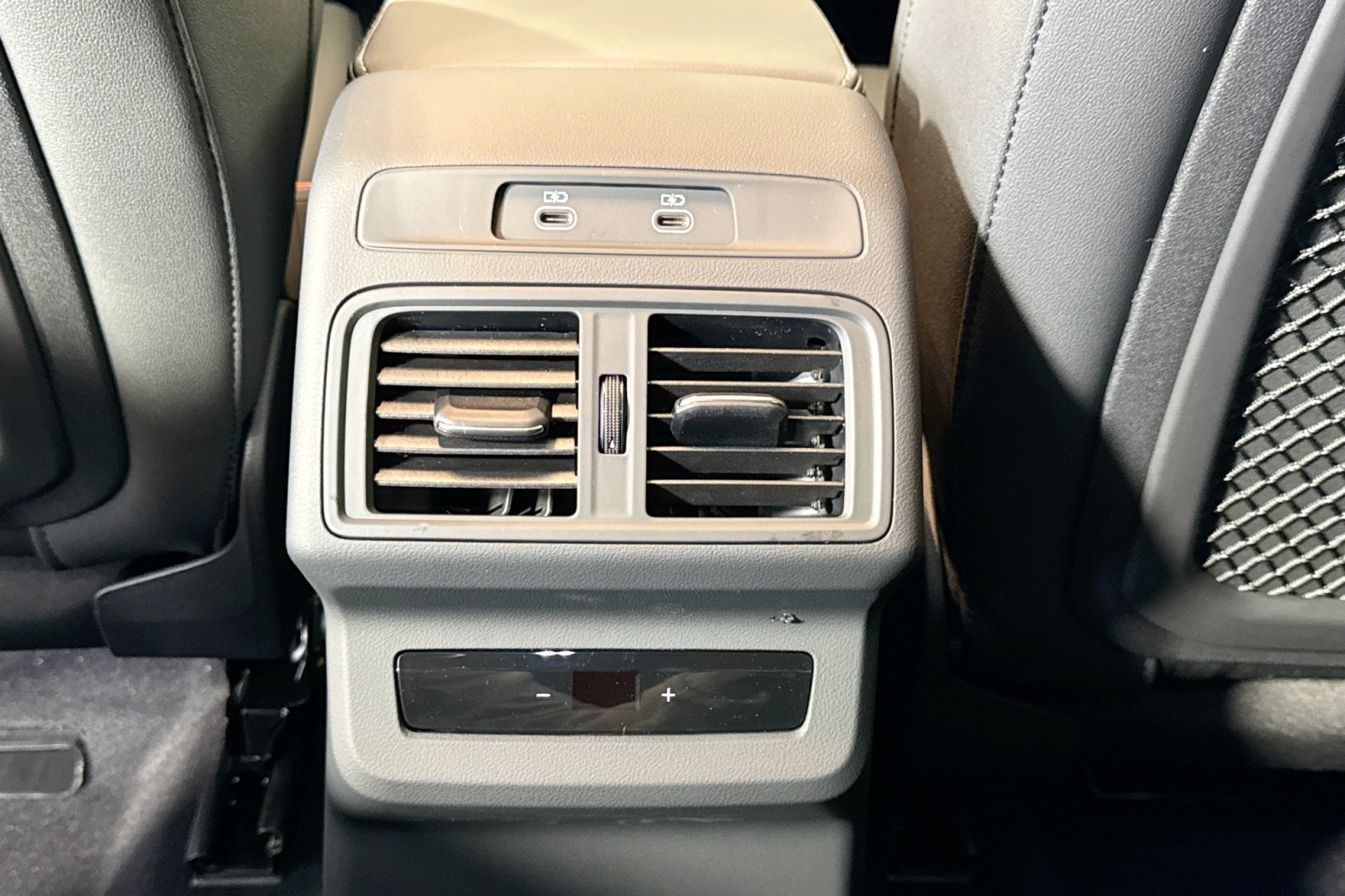 New 2025 Tambora Gray Metallic Audi Premium Plus 2.0 TFSI quattro image 23