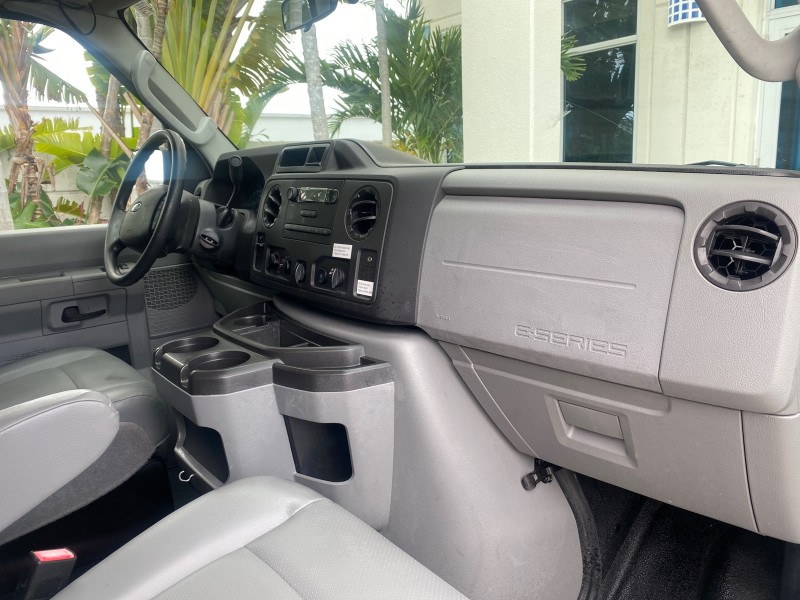 2014 Ford Econoline Cargo Van EXTENDED LOW MILES 6,380 1 OWNER in , 