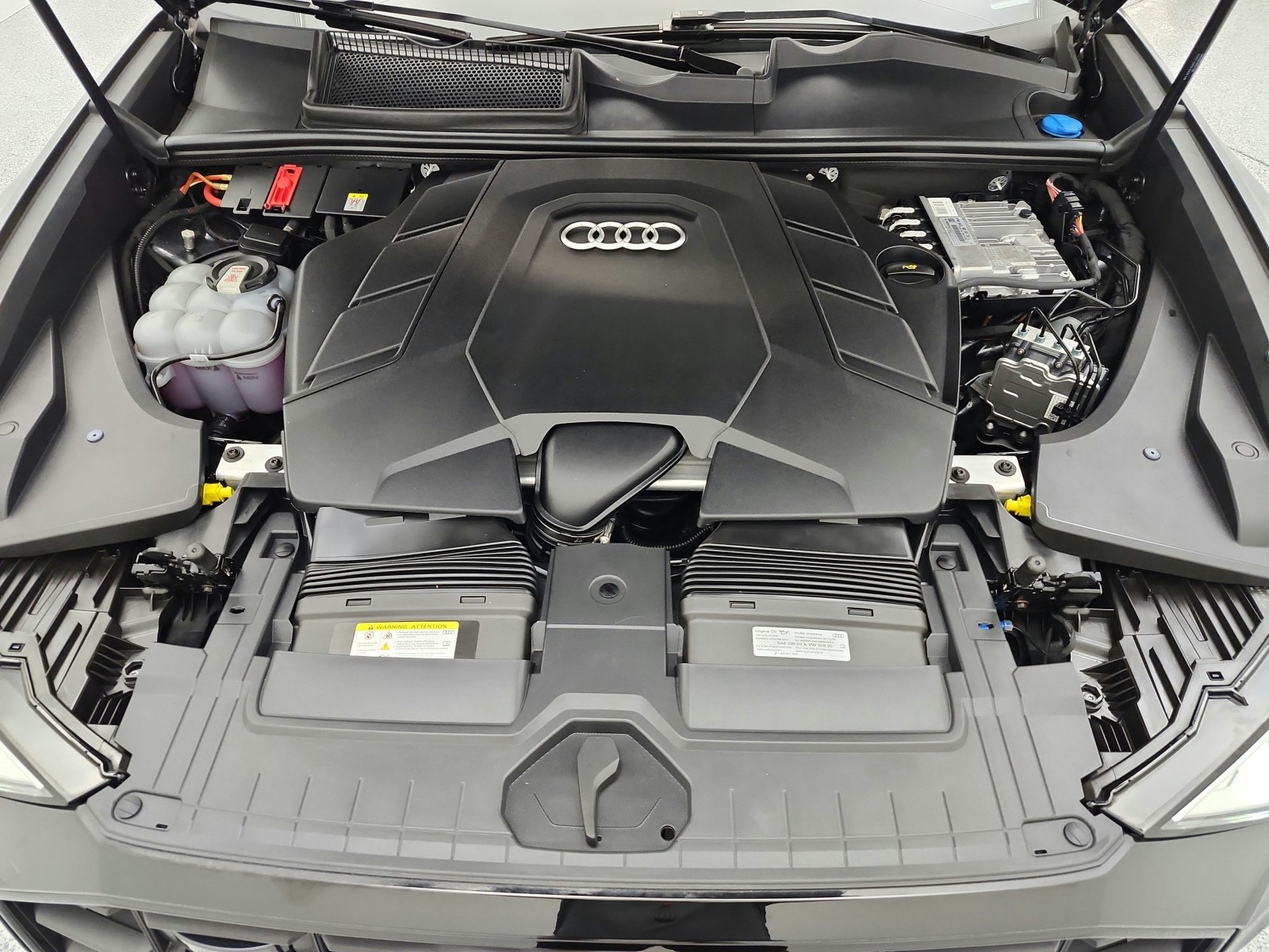 Used 2023 Daytona Gray Pearl Effect Audi Premium Plus 55 TFSI quattro image 18