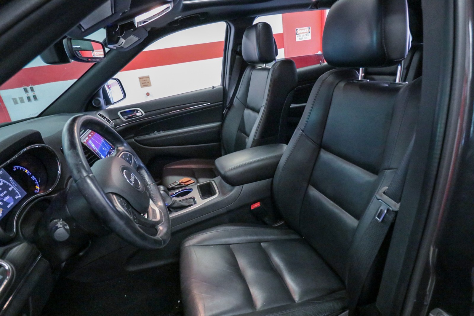 Used Car 2021 Jeep Grand Cherokee  80th Anniversary For Sale Under $25,000 In Austin, Texas