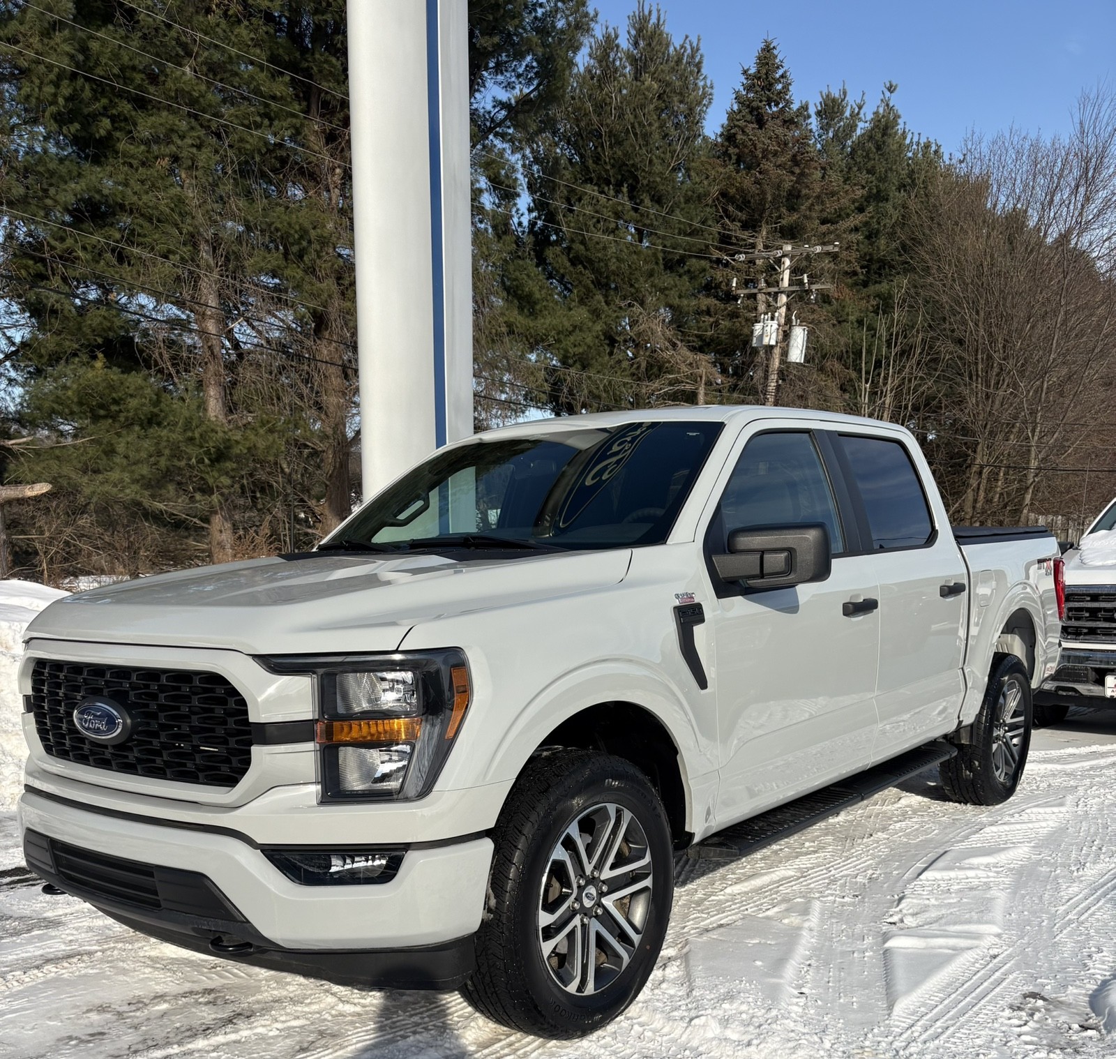 2023 Ford F-150 XL SuperCrew 4WD