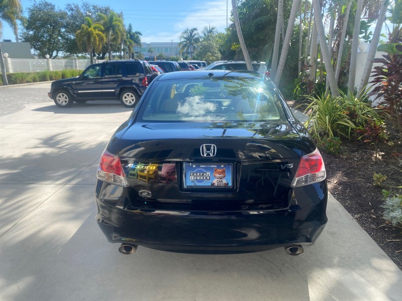 2010 Honda Accord Sdn EX-L LOW MILES 68,167 in , 