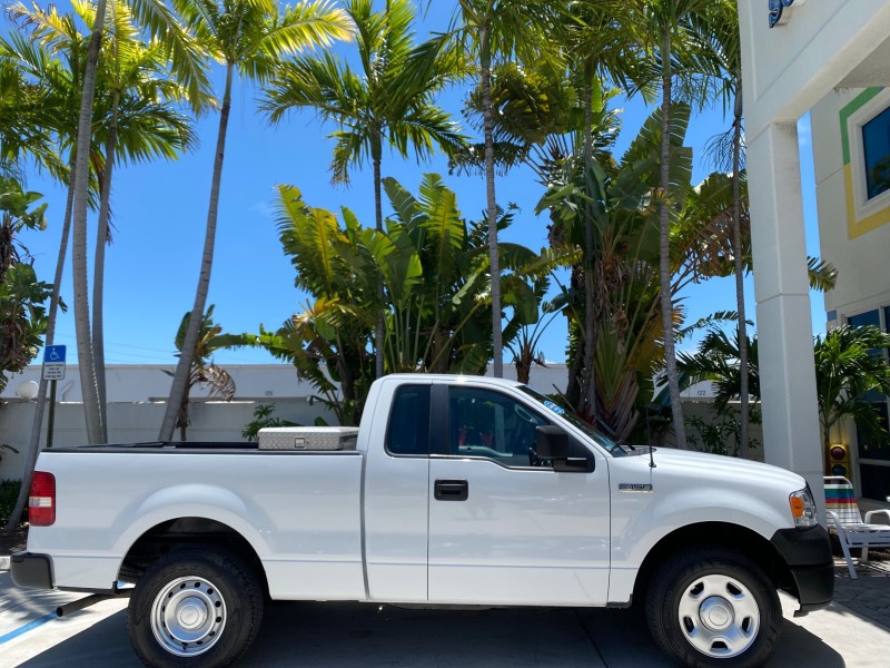2005 Ford F-150 PU STX LOW MILES 18,931 in , 
