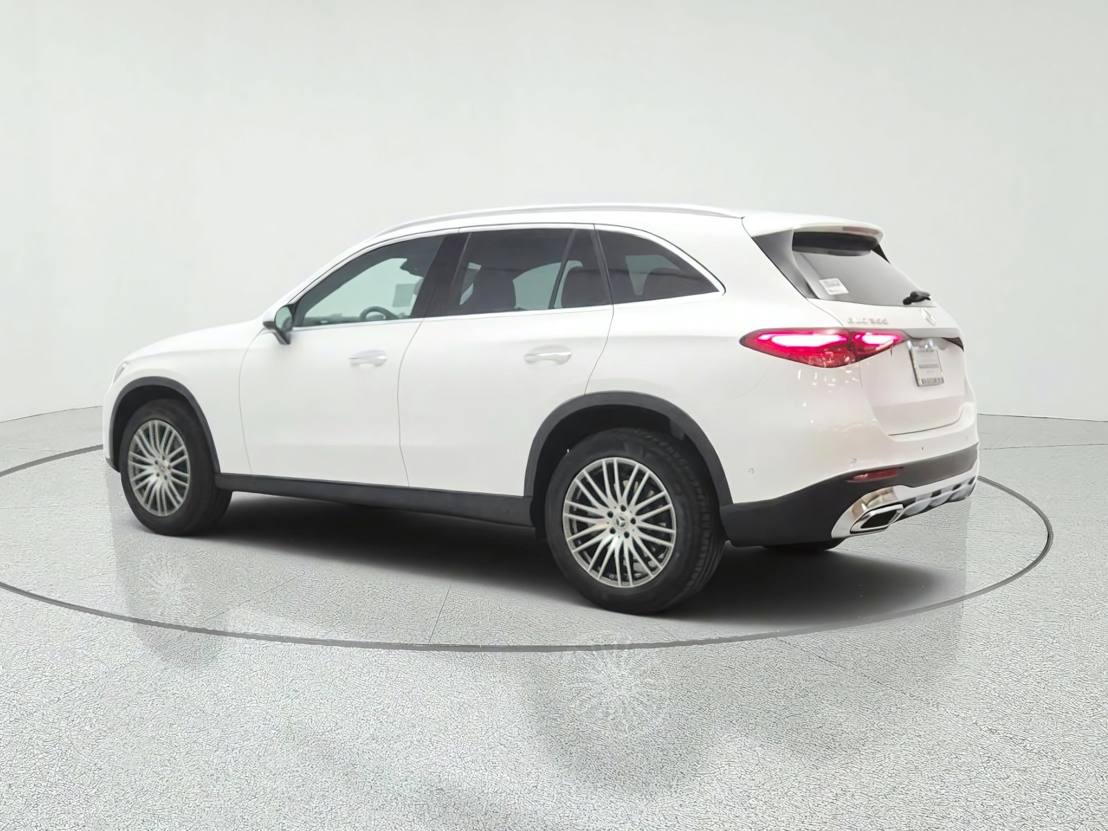 New 2027 Polar White Mercedes-Benz GLC 300 SUV image 7