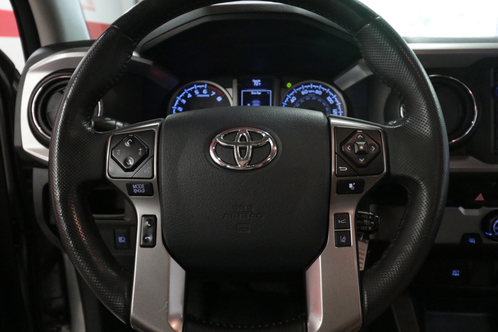 Used Car 2018 Toyota Tacoma  Sr5 For Sale Under $25,000 In Austin, Texas