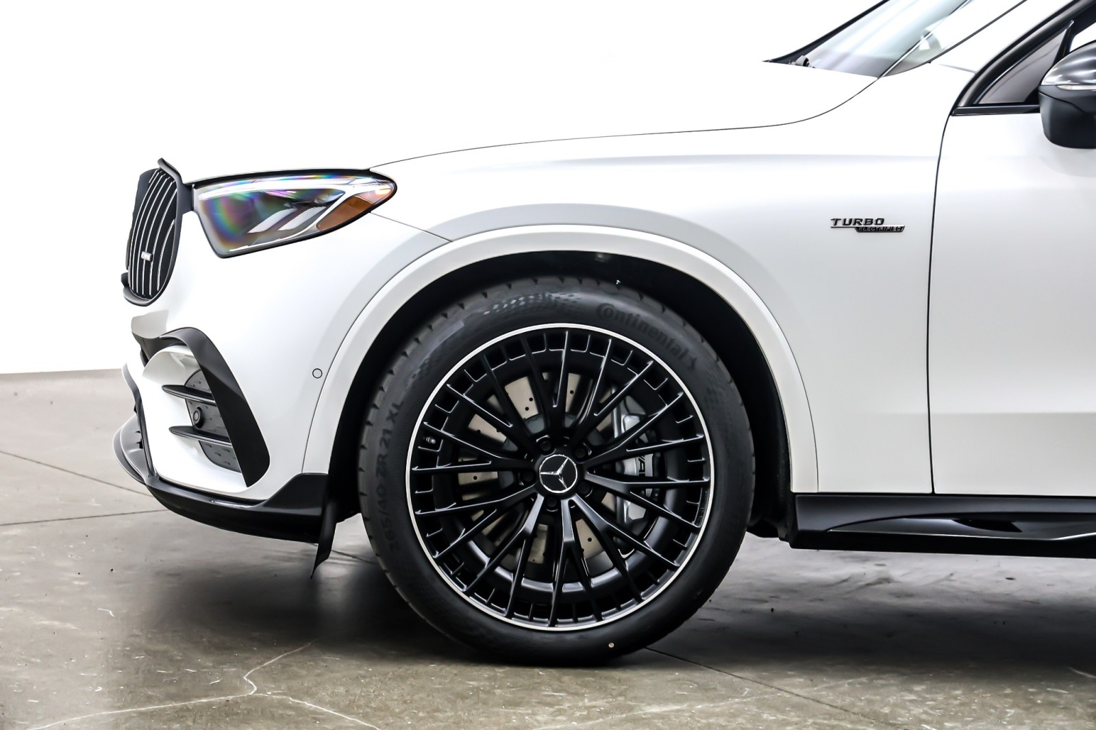 New 2026 Polar White Mercedes-Benz AMG® GLC 43 image 10